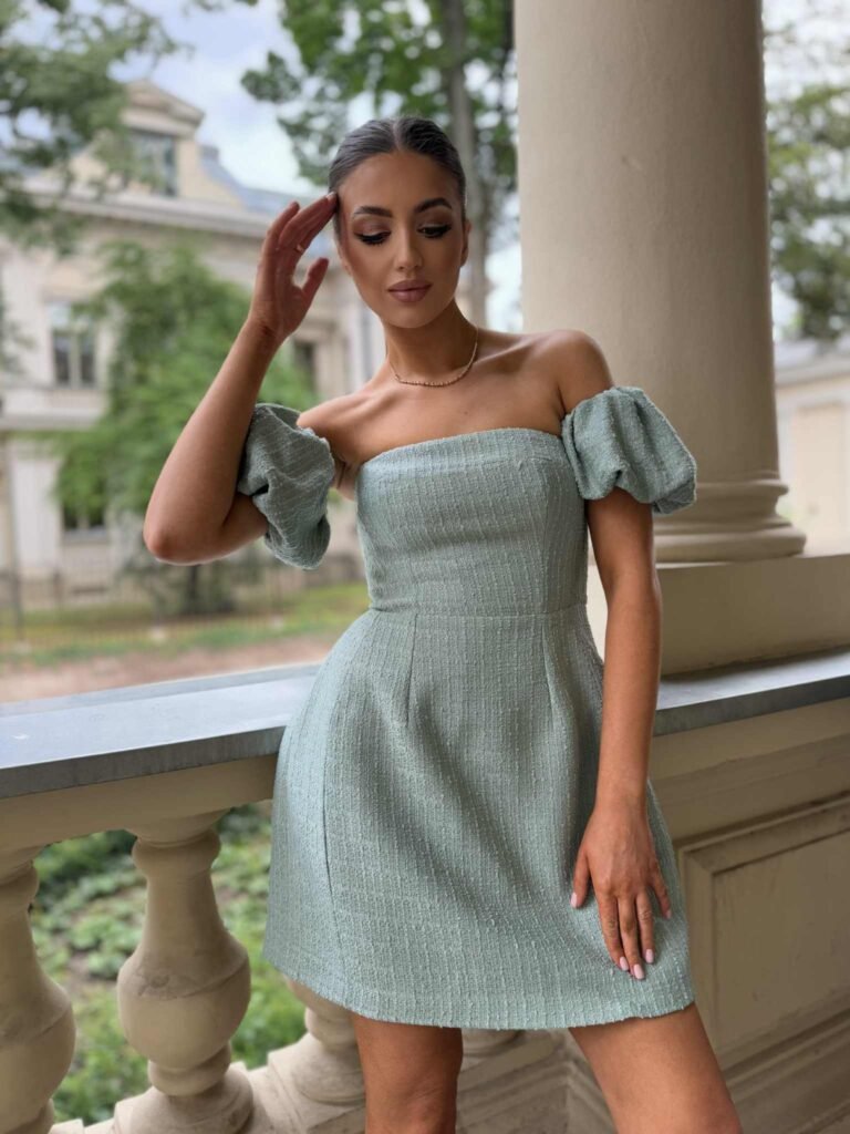 Alona